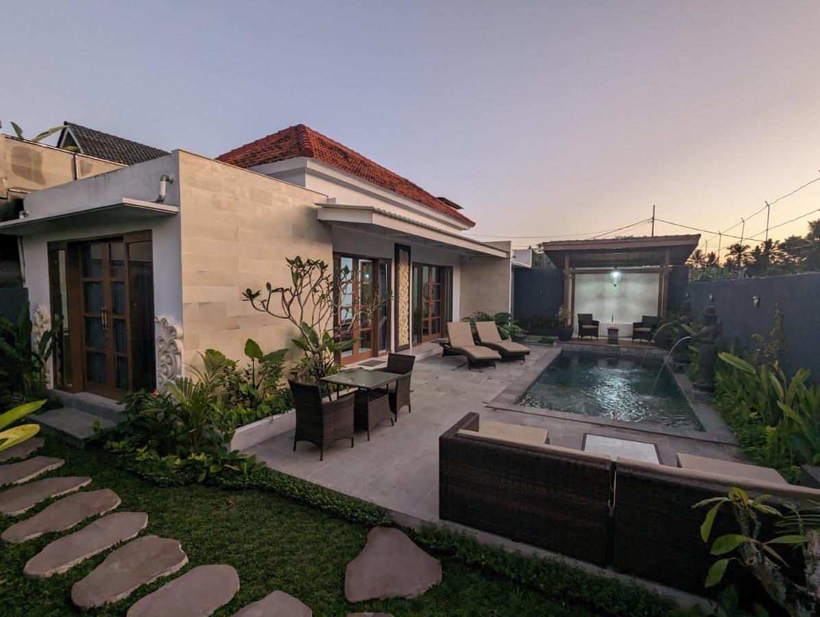 Villa Na-Na Ubud Exteriör bild